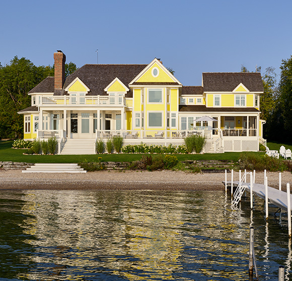 Lakefront Cottage wide shot